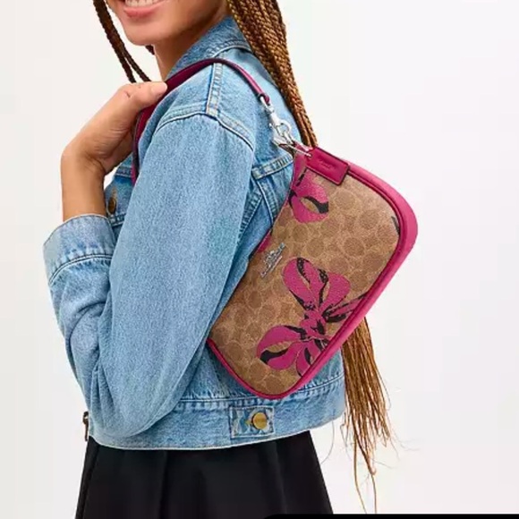 New COACH Teri Shoulder Bag In Signature Canvas With Bow Print - Picture 3 of 9